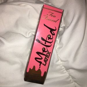 TOO FACED- Melted Lipstick